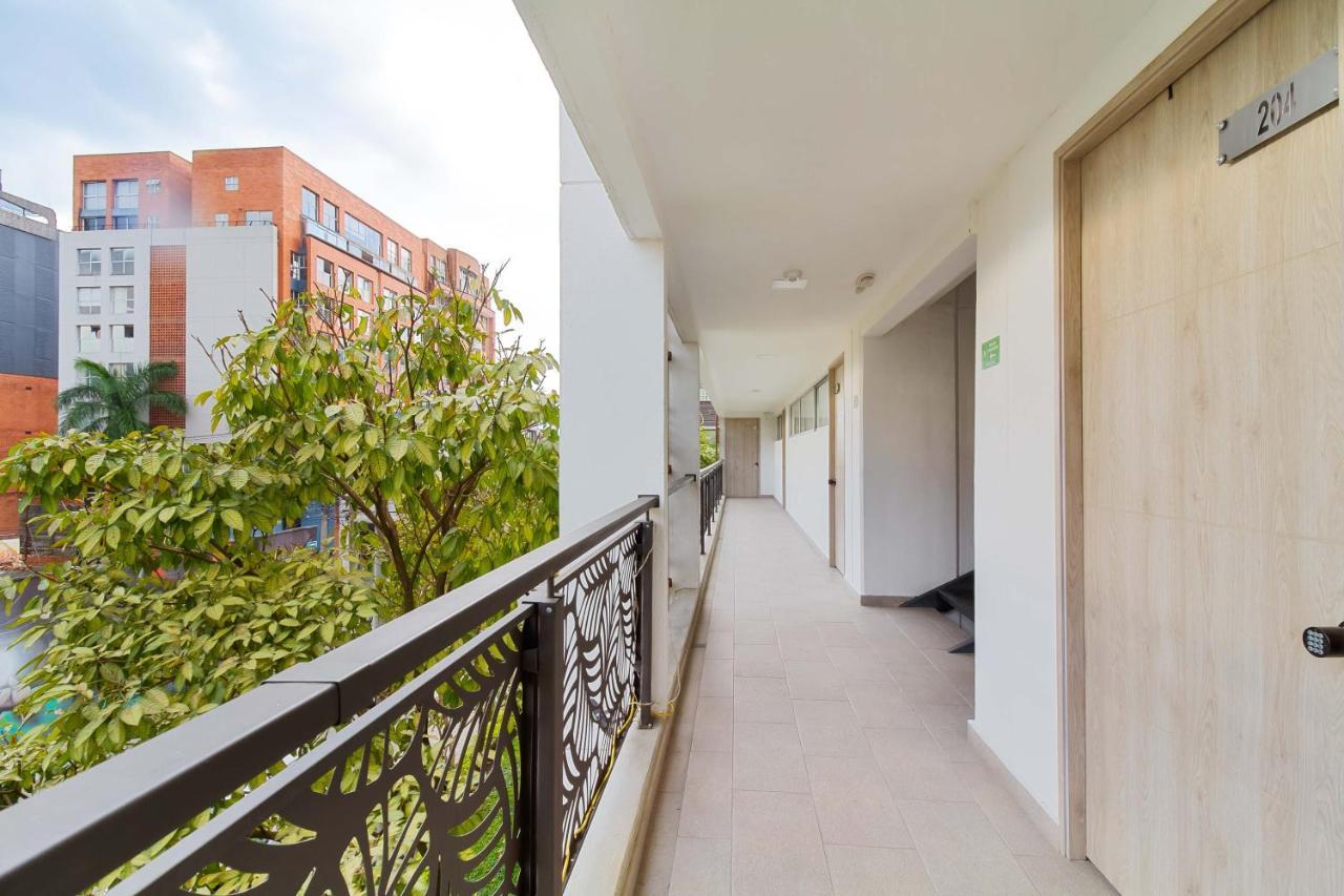 Camelot Apartahotel Medellin Exterior photo